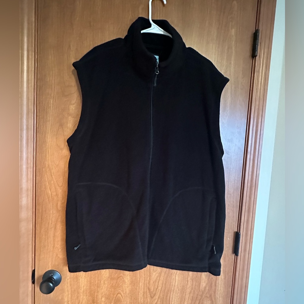 Iceberg Black Vest